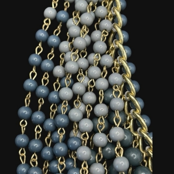 Gold plated cuban link chain with dangling graduated color jasper roundbeads - Picture 9 of 10